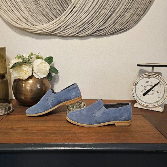 Hush Puppies "Moyen" Blue Suede Loafers Sz 7.5 - Picture 3 of 8